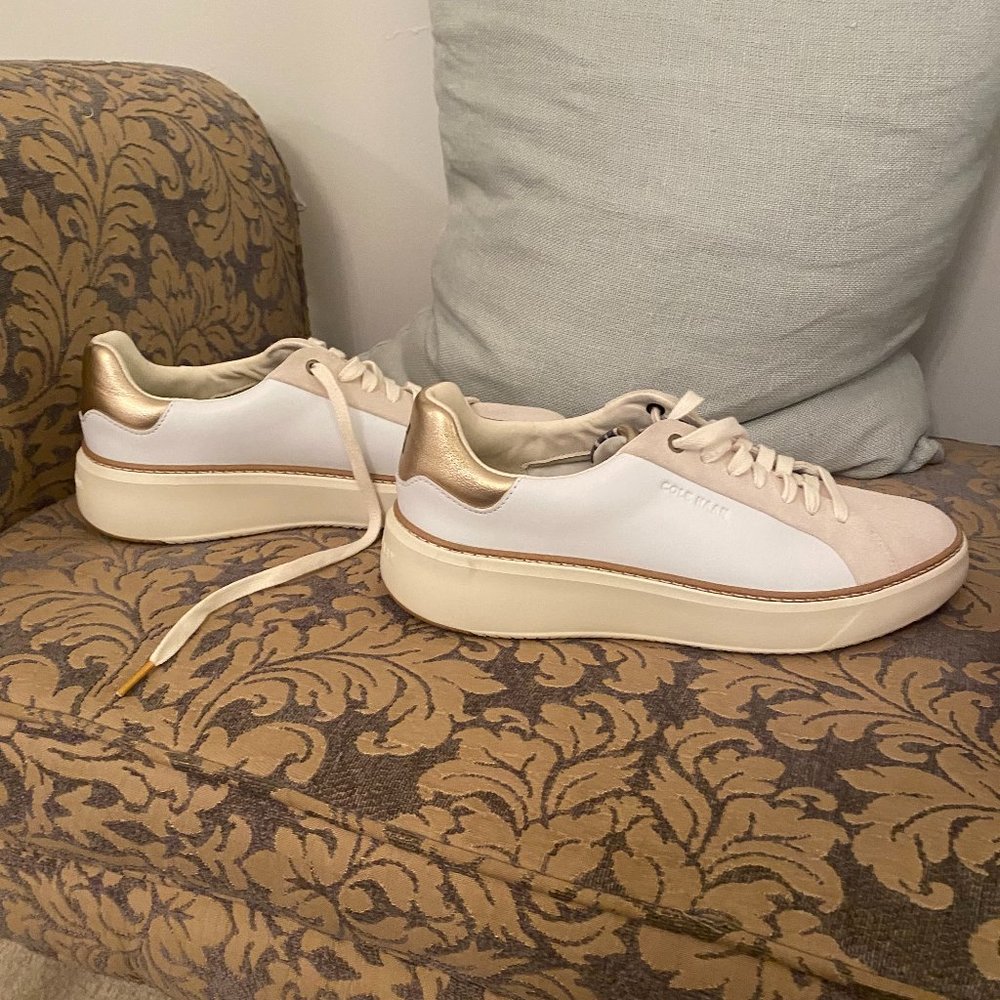 Cole Haan Women's GrandPrø Topspin Sneaker Size 9